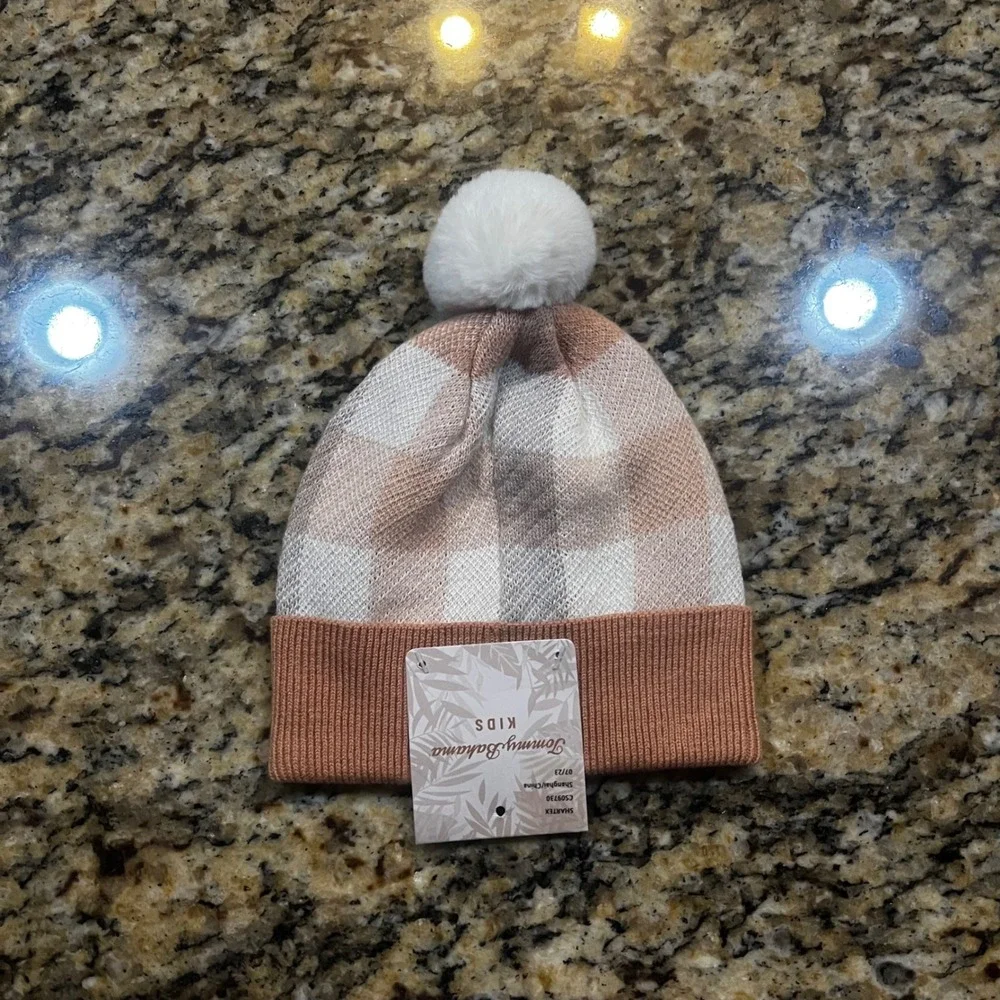Tommy Bahama Kids Knit Beanie Tan White Buffalo Plaid Pom‎ Pom Winter Hat